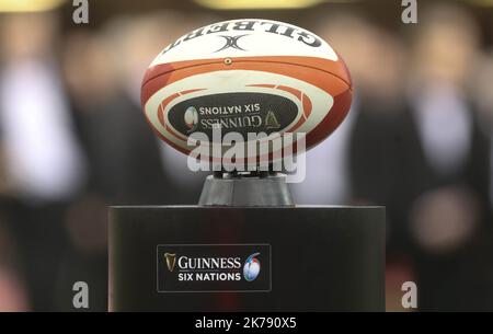 Vue générale de la balle de match officielle avant le match pendant la Guinness six Nations 2020, match de rugby entre le pays de Galles et la France sur 22 février 2020 au stade de la Principauté à Cardiff, pays de Galles - photo Laurent Lairys / MAXPPP Banque D'Images