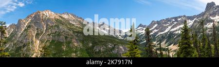 Photographie prise de la vue sur le col de Washington, forêt nationale de Wenatchee, Washington, États-Unis. Banque D'Images