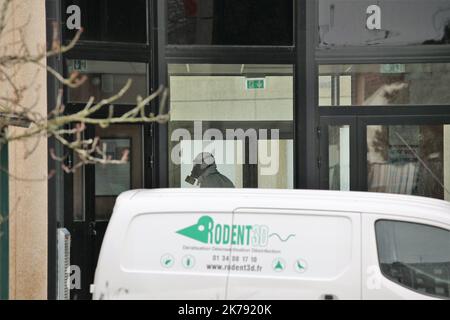 Décontamination au collège de la Fontaine à Crépy à Valois Banque D'Images