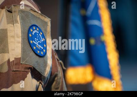 Mali / KoMali / Koulikoro / Bamako - cérémonie de passation de commandement entre le commandant autrichien, le général de brigade Christian Harbersatter et le chef actuel de l'EUTM Mali, le général de brigade Joao Pedro Boga Ribeiro (Portugal). La cérémonie s'est déroulée au QG de l'EUTM à Bamako en présence du Chef d'état-major des armées maliennes, du général Abdoulaye Coulibaly et du chef de la MINUSMA, M. Annadif Mahamat Saleh. Banque D'Images