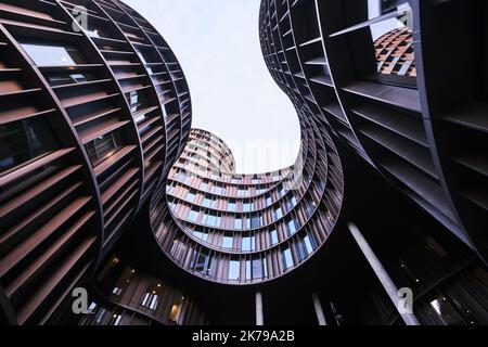 Copenhague, Danemark - septembre 2022 : tours Axel comprenant cinq tours rondes bâtiments de bureau modernes conçus par Lundgaard et Tranberg Arkitekter Banque D'Images