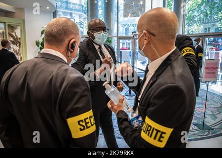 Le grand magasin Printemps Haussmann rouvre après avoir été verrouillé sur 28 mai 2020 à Paris, en France. Banque D'Images