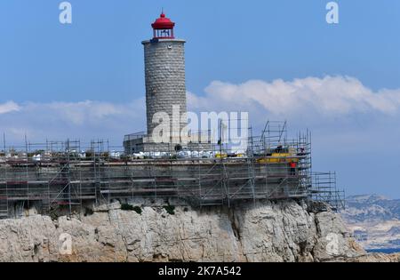 Le Château d'If est une forteresse (plus tard une prison) située sur l'île d'If, la plus petite île de l'archipel Frioul située dans la mer Méditerranée à environ 1,5 kilomètres (7/8 miles) au large de la baie de Marseille dans le sud-est de la France. Il est célèbre pour être l'un des cadres du roman d'aventure d'Alexandre Dumas le Comte de Monte Cristo. 1 juillet 2020 Banque D'Images