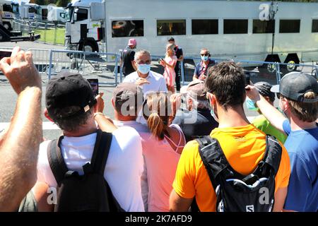 ©PHOTOPQR/LE DAUPHINE/GRÉGORY YETCHMENIZA ; MEGÈVE ; 15/08/2020 ; GRÉGORY YETCHMENIZA / LE DAUPHINE LIBERE / PHOTOQR MEGÈVE (HAUTE-SAVOIE) LE 15 AOÛT 2020 CRITÉRIUM DU DAUPHINE / ETAPE 4 / UGINE -SUR MEGÈVE LAURENT PHOTO CONSULTANT DE NOTRE TÉLÉVISION : - 2020/08/15. Course cycliste Critérium du Dauphiné 2020. Banque D'Images