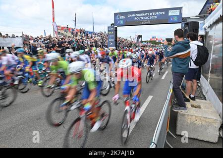 ©PHOTOPQR/LE TÉLÉGRAMME/NICOLAS CREACH ; ; ; 26/08/2020 ; PHOTO NICOLAS CREACH / LE TÉLÉGRAMME.cyclisme Plouay ( 56 ) LE 26082020 Championnat d'Europe Elite homme partie de la course éliite homme Championnats d'Europe à Plouay, France, 246 août 2020. Banque D'Images