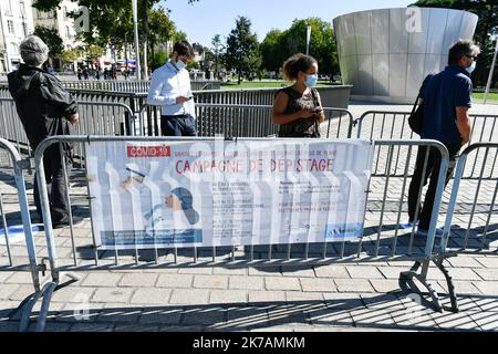 ©PHOTOPQR/OUEST FRANCE/Franck Dubray ; Nantes ; 02/09/2020 ; ouverture dans le centre ville de Nantes d'un centre de pêche du coronavirus covid-19 . Des tests PCR sont réactivés avec un autre type de test. - Centre de tests Covid 19 à nantes France le 2 septembre 2020 Banque D'Images