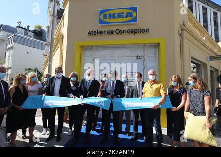 ©PHOTOPQR/NICE MATIN/Cyril Dodergny ; Nice ; 03/09/2020 ; Nice le 03/09/2020 - inauguration de l'atelier de conception IKEA, premier du genre en France, en prévision de Walter KADNAR, PDG d'Ikea France, Patrick Cazorla, directeur du magasin IKEA de Nice et Mistan de Nice. Inauguration de l'atelier de conception IKEA, le premier du genre en France, en présence de Walter KADNAR, PDG d'Ikea France, de Patrick Cazorla, directeur du magasin IKEA Nice et de Chrisitan Estrosi, maire de Nice. Banque D'Images