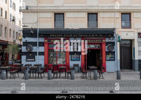 ©Yannick Neve / le Pictorium/MAXPPP - Yannick Neve / le Pictorium - 24/09/2020 - France / Bouches-du-Rhône / Marseille - bars et restaurants de Marseille avant leur fermentation le 26 septembre 2020 jusqu'à nouvel ordre. / 24/09/2020 - France / Bouches-du-Rhône / Marseille - bars et restaurants à Marseille avant de fermer sur 26 septembre 2020 jusqu'à nouvel ordre. Banque D'Images