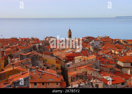 ©Sylvestre/MAXPPP - Nice France 02/10/2020 ; SYLVESTRE/MAXPPP panorama du sommet de la tour saint-françois, vieux Nice, France, oct 2nd 2020 Banque D'Images