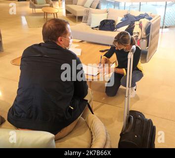 ©PHOTOPQR/NICE MATIN/Patrice Lapointe ; Cannes ; 02/10/2020 ; les aspirations dans les zones à risque ont été débutées à Mandelieu-la-Napoule - 2020/10/02. Alex Storm en France, évacuations. Banque D'Images