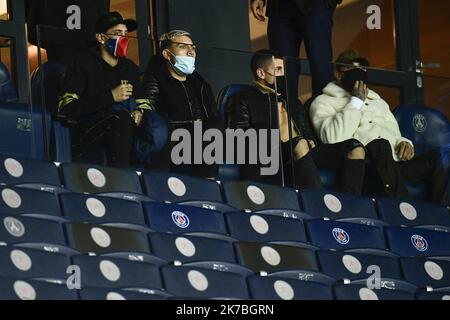 ©Julien Mattia / le Pictorium / MAXPPP - Julien Mattia / le Pictorium - 24/10/2020 - France / Paris - ANGEL DI MARIA, LEANDRO PAREDES, MARCO VERRATTI et LAYVIN KURZAWA lors du match de Ligue 1 francaise entre le Paris Saint-Germain (PSG) et le Dijon FC au stade Parc des Princes le 11 aout 2019 a Paris, France. / 24/10/2020 - France / Paris - ANGEL DI MARIA, LEANDRO PAREDES, MARCO VERRATTI et LAYVIN KURZAWA lors du match de la Ligue française 1 entre Paris Saint-Germain (PSG) et le FC Dijon au stade du Parc des Princes à 11 août 2019, en France. Banque D'Images