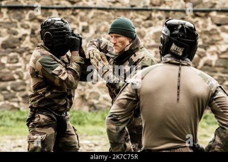 ©PHOTOPQR/l'INDÉPENDANT/Nicolas parent ; Collioure ; 08/12/2020 ; visite du Centre National Entraination Commando (CNEC), 1er régiment Choc au fort Miradou à Collioure. - 2020/12/08. COLLIOURE - visite du Centre national d'entraînement du Commando (CNEC), 1st Shock Regiment à fort Miradou. Banque D'Images