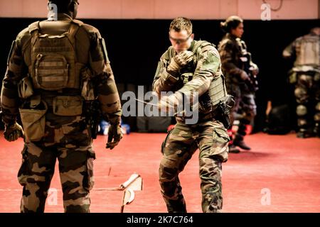 ©PHOTOPQR/l'INDÉPENDANT/Nicolas parent ; Collioure ; 08/12/2020 ; visite du Centre National Entraination Commando (CNEC), 1er régiment Choc au fort Miradou à Collioure. - 2020/12/08. COLLIOURE - visite du Centre national d'entraînement du Commando (CNEC), 1st Shock Regiment à fort Miradou. Banque D'Images