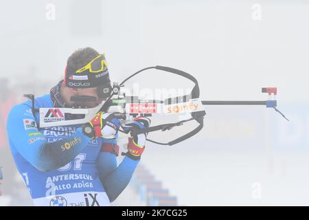 ©Andre Huber/MAXPPP ; Biathlon de la coupe du monde de l'IBU, Anterselva - Antholz en Italie sur 22 janvier 2021. Emilien Jacquelin (FRA) © André Huber / Maxppp Banque D'Images