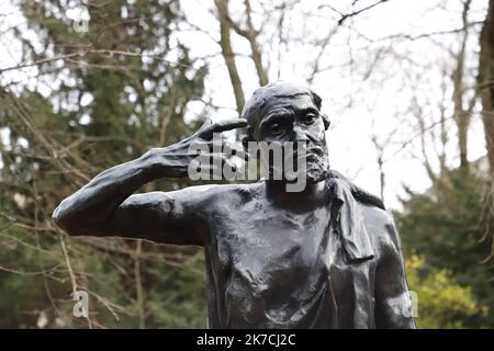 ©PHOTOPQR/LE PARISIEN/Delphine Goldsztejn ; PARIS ; 26/01/2021 ; Musée Rodin, 77 rue de Varenne, 75007 Paris Réouverture du jardin de sculptures le 26/01/2021 photo : Delphine Goldsztejn - Paris, France, jan 26th 2021 - les jardins du musée Rodin sont rouverts Banque D'Images