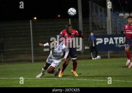 © Thierry LARRET / MAXPPP. Ligue de football 2 BKT. Clermont foot 63 contre ESTAC Troyes. Stade Gabriel Montpied, Clermont-Ferrand (63) le 2 fevrier 2021. Banque D'Images