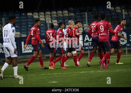 © Thierry LARRET / MAXPPP. Ligue de football 2 BKT. Clermont foot 63 contre ESTAC Troyes. Stade Gabriel Montpied, Clermont-Ferrand (63) le 2 fevrier 2021. Banque D'Images