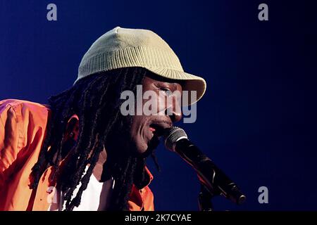 ©Michael Bunel / le Pictorium/MAXPPP - Michael Bunel / le Pictorium - 14/04/2011 - France / Paris - Seydou Kone, dit Alpha Blondy, ne le 1?? janvier 1953 a Dimbokro, est un chanteur de reggae ivoirien. Il chante aussi bien en francais, en dioula et en baoule qu'en anglais. 14 avril 2011. Paris. France. / 14/04/2011 - France / Paris - Seydou Kone, connu sous le nom d'Alpha Blondy, né le 1 ?? Janvier 1953 à Dimbokro, est un chanteur de reggae ivoirien. Il chante en français, Dioula et Baoule ainsi qu'en anglais. 14 avril 2011. Paris. France. Banque D'Images