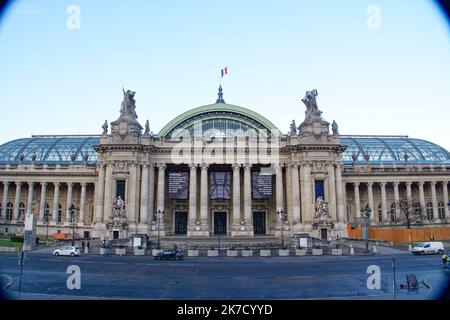 ©PHOTOPQR/OUEST FRANCE/Daniel FOURAY ; Paris ; 11/03/2021 ; le Grand Palais et le Palais de la découverte . Rénovation . Extérieur . Façade la . Photo Daniel Fouray . - Paris, France, mars 11th 2021 - rénovations du Grand Palais et du Palais de la Decouverte, lieux d'exposition célèbres à Paris Banque D'Images