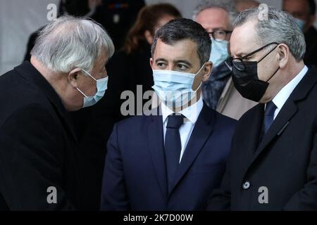 @ Pool/ Stephane Lemouton / Maxppp, France, paris, 2020/03/11 Gérard Larcher, Gérald Darmanin, ministre de l'intérieur et Richard Ferrand durant la cérémoine d'hommage aux vices du terrorisme, devant la statue la libération conditionnelle portes aux Invalides, Paris, France, le 11 mars 2021. © Stéphane Lemouton / Bestimage Président Macron et épouse Brigitte lors de la cérémonie rendant hommage aux victimes du terrorisme au Monument des Invalides à Paris sur 11 mars 2021. Banque D'Images