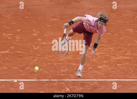 ©PHOTOPQR/NICE MATIN/Jean François Ottonello ; Monaco ; 14/04/2021 ; OTTONELLO JEAN-FRANÇOIS - mercredi 14 avril 2021, Rolex Monte-Carlo Masters à Roquebrune-Cap-Martin - deuxième tour - Andrey Rublev (Rus) Banque D'Images