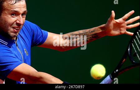 ©PHOTOPQR/NICE MATIN/Jean François Ottonello ; Monaco ; 16/04/2021 ; OTTONELLO JEAN-FRANÇOIS - vendredi 16 avril 2021, Rolex Monte-Carlo Masters à Roquebrune-Cap-Martin - quartiers de finale - Daniel Evans (GBR) tatouage - Rolex Monte-Carlo Masters le 16th 2021 avril Banque D'Images