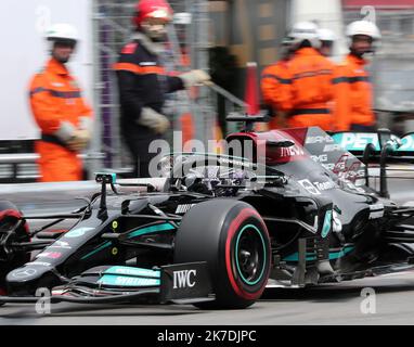 ©PHOTOPQR/NICE MATIN/Dylan Meiffret ; Monaco ; 22/05/2021 ; MEIFFRET DYLAN, Samedi 22 Mai 2021 à Monaco - 78ème Grand Prix de Monaco 2021 - Formule 1 - 44 - Lewis HAMILTON - GBR - Mercedes Banque D'Images