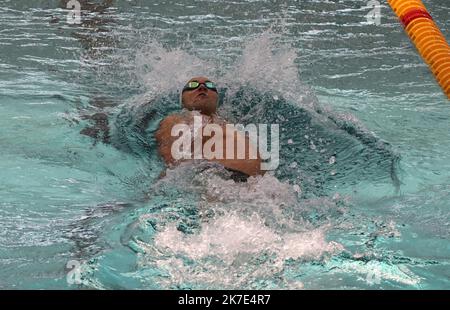 ©PHOTOPQR/LE COURRIER PICARD/HASLIN ; Chartres ; 16/06/2021 ; 16/06/21 Championnat de France de création grand bassin à Chartres Mewen série Tomac du 100m dos photo Fred HASLIN - Championnat de natation français Banque D'Images