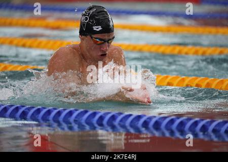 ©PHOTOPQR/LE COURRIER PICARD/HASLIN ; Chartres ; 16/06/2021 ; 16/06/21 Championnat de France de création grand bassin à Chartres Theo Bussiere (CN Marseille) 50m brasse photo Fred HASLIN - Championnat de natation français Banque D'Images