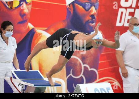 ©PHOTOPQR/LE COURRIER PICARD/HASLIN ; Chartres ; 16/06/2021 ; 16/06/21 Championnat de France de création grand bassin à Chartres Fanny Deberghes (Sarcelles) Championnat de France du 100m brasse photo Fred HASLIN - Championnat de natation français Banque D'Images