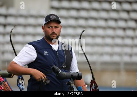 ©PHOTOPQR/LE COURRIER PICARD/HASLIN ; Chartres ; 22/06/2021 ; 22/06/21 coupe du monde de tir à l'Arc à Paris Stade Charlety Pierre PLIHON photo Fred HASLIN - Paris, France, juin 22nd Championnat du monde de tir à l'arc Banque D'Images