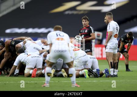 ©Sébastien Muylaert/MAXPPP - Antoine Dupont du Stade Toulousain lors de la finale du top 14 de rugby entre le Stade Toulousain et le Stade Rocelais au stade de France. Saint Denis, 25.06.2021 Rugby Top 14 final entre le Stade Toulousain et le Stade Rocelais au Stade de France. Saint-Denis, 25.06.2021 Banque D'Images