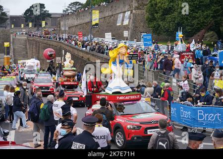 ©PHOTOPQR/OUEST FRANCE/Eddy LEMAISTRE ; BREST ; 26/06/2021 ; Tour de France 2021 - Grand-Bretagne - Caravane publicitaire au Parc de la chaîne - Banque D'Images