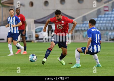 ©PHOTOPQR/VOIX DU NORD/Zack Ajili ; 25/07/2021 ; Almancil, le 25/07/2021, match le FC Porto et le LOSC au Estadio do Algarve. Photo DE la scène de pré-saison ZACK AJILI LA VOIX DU NORD - 25 juillet 2021. Football, match amical entre Lille (FRA) et Porto (por) à Estadio do Algarve, Almancil, Portugal. Banque D'Images