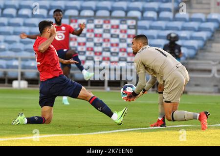 ©PHOTOPQR/VOIX DU NORD/Zack Ajili ; 25/07/2021 ; Almancil, le 25/07/2021, match le FC Porto et le LOSC au Estadio do Algarve. Photo DE la scène de pré-saison ZACK AJILI LA VOIX DU NORD - 25 juillet 2021. Football, match amical entre Lille (FRA) et Porto (por) à Estadio do Algarve, Almancil, Portugal. Banque D'Images