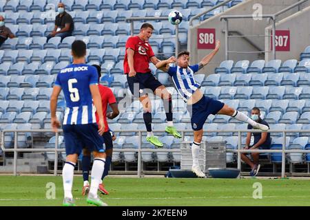 ©PHOTOPQR/VOIX DU NORD/Zack Ajili ; 25/07/2021 ; Almancil, le 25/07/2021, match le FC Porto et le LOSC au Estadio do Algarve. Photo DE la scène de pré-saison ZACK AJILI LA VOIX DU NORD - 25 juillet 2021. Football, match amical entre Lille (FRA) et Porto (por) à Estadio do Algarve, Almancil, Portugal. Banque D'Images