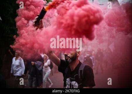 ©PHOTOPQR/PRESSE OCÉAN/Romain Boulanger ; ; ; 15/06/2021 ; NANTES LE SAMEDI 31 JUILLET 2021, MANIFESTATION CONTRE LE PASS SANITAIRE - plusieurs milliers de personnes se sont rassemblées pour manifester contre le passe de santé. Il y a eu des affrontements avec la police. Banque D'Images