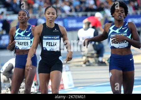 ©Laurent Lairys/MAXPPP - Quanera Hayes des Etats-Unis , Allyson Felix des Etats-Unis et Marileidy Paulino de République dominicaine pendant l'IAAF Wanda Diamond League, Meeting de Paris Athlétisme sur 28 août 2021 au stade de Charlety à Paris, France - photo Laurent Lairys Banque D'Images