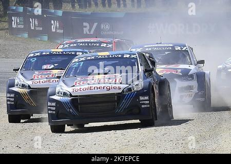 ©PHOTOPQR/OUEST FRANCE/Marc OLLIVIER ; Lohéac ; 05/09/2021 ; les frères HANSEN en tête du mondial de motorcross FIA World RX du 3 au 5 septembre 2021 à Lohéac (35) en Bretagne. - Championnat du monde de la FIA 2021 à Lohéac (35) en Bretagne. Banque D'Images