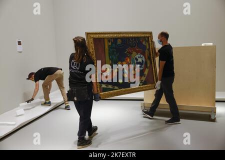 ©PHOTOPQR/LE PARISIEN/olivier corsan ; Paris ; 31/08/2021 ; Paris, France, le 31 août 2021. Montage de la prochaine exposition d'art contemporain à la Fondation LVMH (Moët Hennessy Louis Vuitton) de la collection Morozov. Oeuvre de Matisse - montage de la prochaine exposition à la Fondation Louis Vuitton : la Collection Morozov, les icônes de l'art moderne Banque D'Images