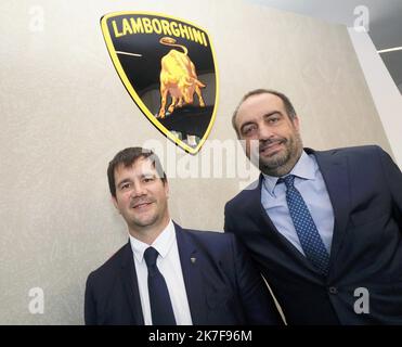 ©PHOTOPQR/NICE MATIN/Patrice Lapoirie ; Cannes ; 14/10/2021 ; inauguration d'un nouveau showroom et ITW N°2 monde du groupe Lamborghini Federico Foschini Direction marketing et ventes de Lamborghini - Cannes, France, oct 14th 2021. Inauguration de la nouvelle salle d'exposition Lamborghini Banque D'Images