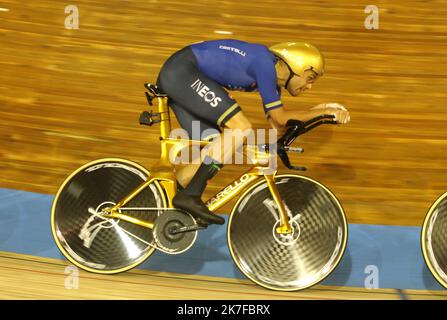 ©PHOTOPQR/LE COURRIER PICARD/HASLIN ; Roubaix ; 20/10/2021 ; 20/10/21 Championnats du monde cycliste sur piste vélodrome Jean Stablinski de Roubaix Filippo Ganna (ITA) photo Fred HASLIN Cycling World Championats at Jean-Stablinski velopdrome à Roubaix, dans le nord de la France, sur 20 octobre 2021. Banque D'Images