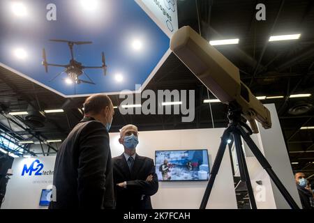 ©Michael Bunel / le Pictorium/MAXPPP - visite de Didier Llement, préfet de police de Paris, au salon Milipol. 21 octobre 2021. Villepinte. France. Banque D'Images