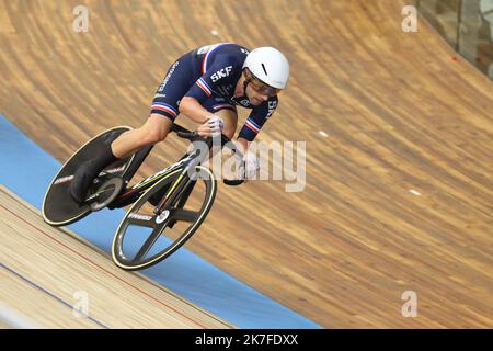 ©PHOTOPQR/LE COURRIER PICARD/HASLIN ; Roubaix ; 24/10/2021 ; 24/10/21 Championnats du monde cycliste sur piste vélodrome Jean Stablinski de Roubaix course à l'Amérique Madison hommes Benjamin Thomas photo Fred HASLIN PISTE VÉLO ROUBAIX CHAMPIONNATS DU MONDE Banque D'Images