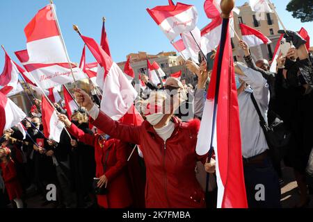 ©PHOTOPQR/NICE MATIN/CYRIL DODERGNY ; Monaco ; 19/11/2021 ; Monaco le 19/11/2021 - Fête nationale Monégasque - les Monégasques, vénus en nombre, pour faire et rendre hommage à leur âme. Monaco, novembre 19th 2021. Les habitants de Monaco célèbrent leur prince et leur famille princière le jour national Banque D'Images