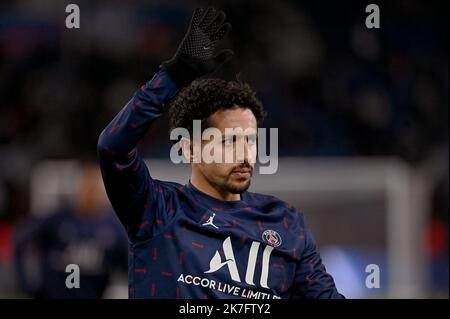 ©Julien Mattia / le Pictorium / MAXPPP - Julien Mattia / le Pictorium - France / Ile-de-France / Paris - PSG OGC NICE 2021 le Capitaine du PSG, Marquinhos suspendu le match de la 16e chemin de Ligue 1, entrée le Paris Saint-Germain et l'OGC Nice, au Parc des Princes, le 1er décembre 2021 / France / Ile-de-France (région) / Paris - PSG OGC NICE 2021 PSG capitaine Marquinhos pendant le match du 16th jour de la Ligue 1, entre Paris Saint-Germain et l'OGC Nice, au Parc des Princes, sur 1 décembre 2021 Banque D'Images