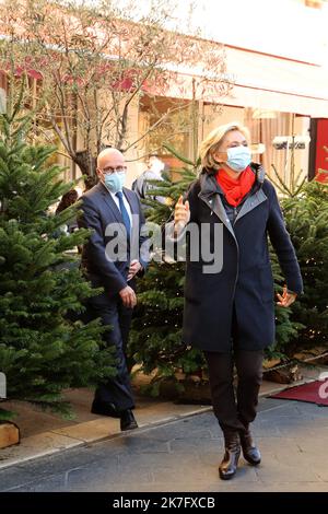 ©Francois Glories/MAXPPP - la candidate des Républicains Valérie Pécresse déjeuner à Nice au restaurant 'la petite Maison' avec Éric Ciotti (candidat défait au second tour de la primaire républicaine). France Nice. 06 décembre 2021. Banque D'Images