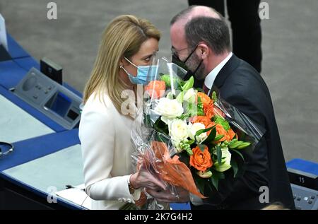 ©PHOTOPQR/l'ALSACE/Jean-Marc LOOS ; Strasbourg ; 18/01/2022 ; Roberta Metsola élée présidente du Parlement européen à Strasbourg le 18 JANVIER 2022 ; - 2022/01/18 - Roberta METSOLA, nouvelle présidente du Parlement européen. Banque D'Images