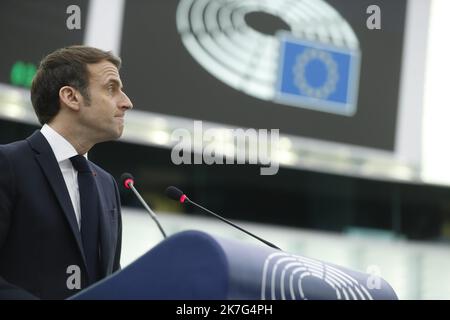 ©PHOTOPQR/DNA/Jean-François BADIAS ; Strasbourg ; 19/01/2022 ; Emmanuel Macron dévant les Européens le président français Emmanuel Macron au siège principal du Parlement européen, à Strasbourg, France, sur 19 janvier 2022. Banque D'Images