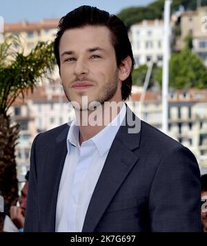 ©serge haouzi/MAXPPP - l'acteur français Gaspard Ulliel pose lors de la séance photo de 'Saint Laurent' au Festival annuel du film de Cannes 67th, à Cannes, France, 17 mai 2014. Le film est présenté dans le Concours officiel du festival qui se déroule du 14 au 25 mai. Banque D'Images